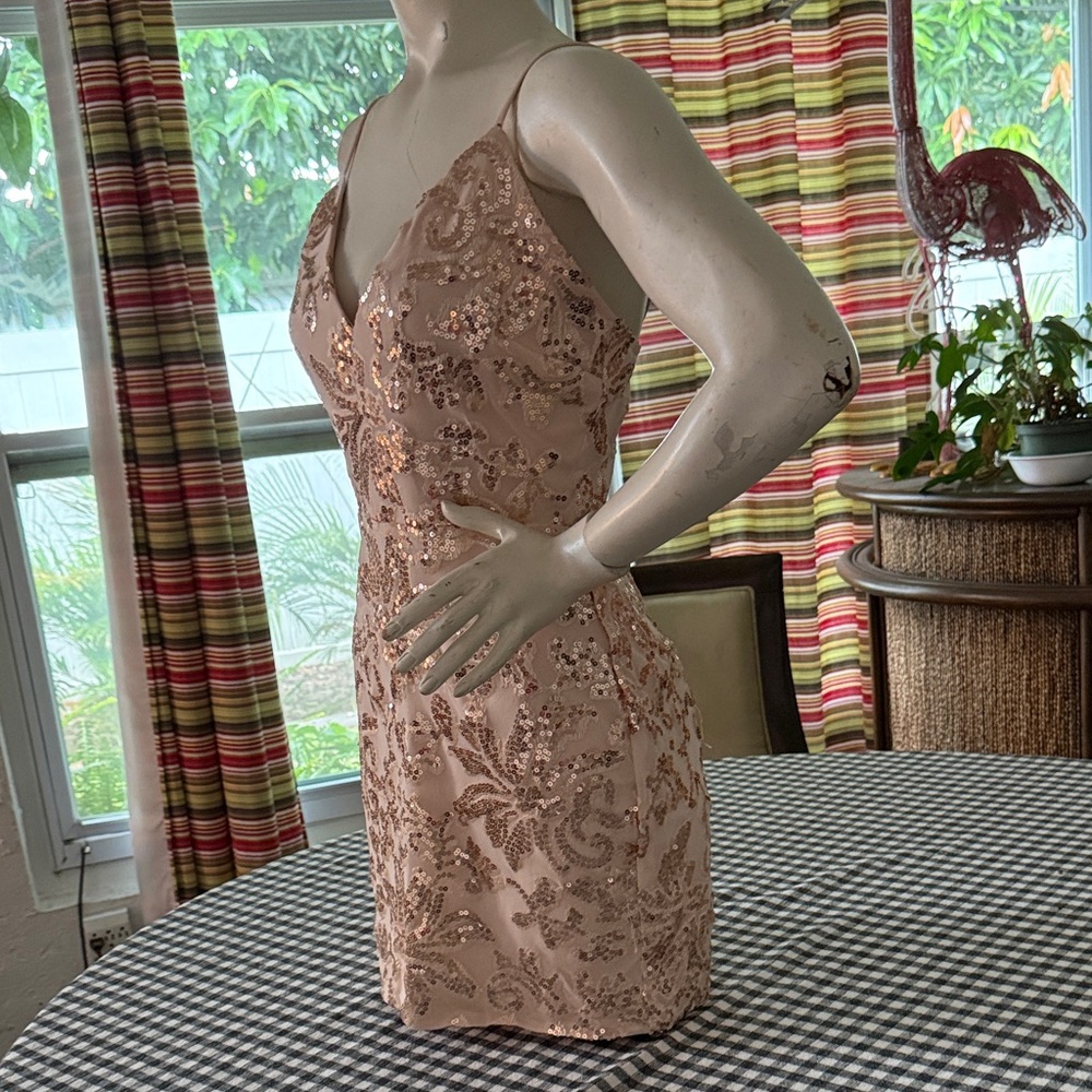 Windsor Gold Sequin Mini Dress size XS - Picture 3 of 4